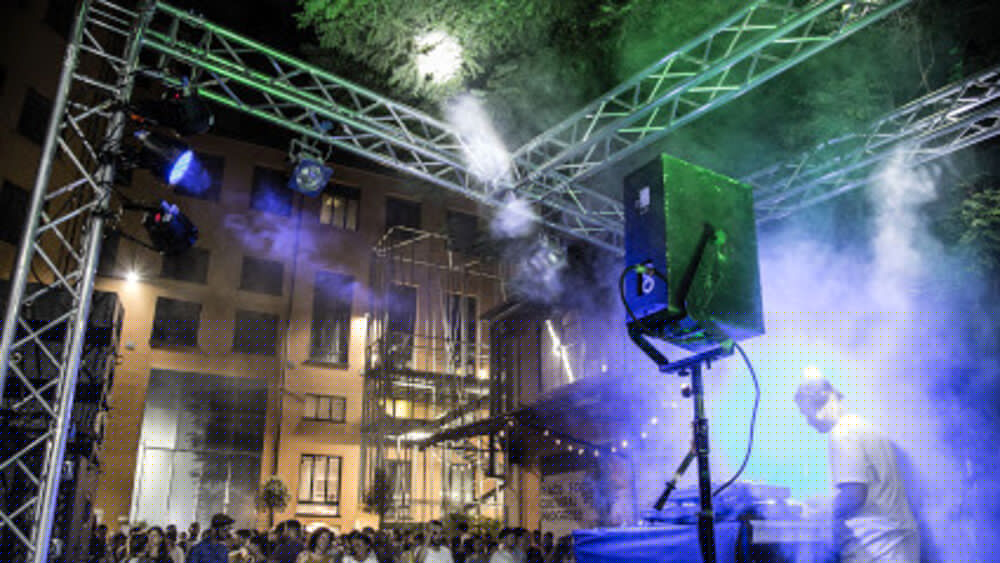 Tre serate di musica gratis nel cortile di Base: a Milano arriva il festival dei talenti emergenti