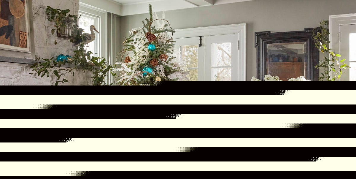 Here’s When Editors Say You Should Start Decorating for Christmas