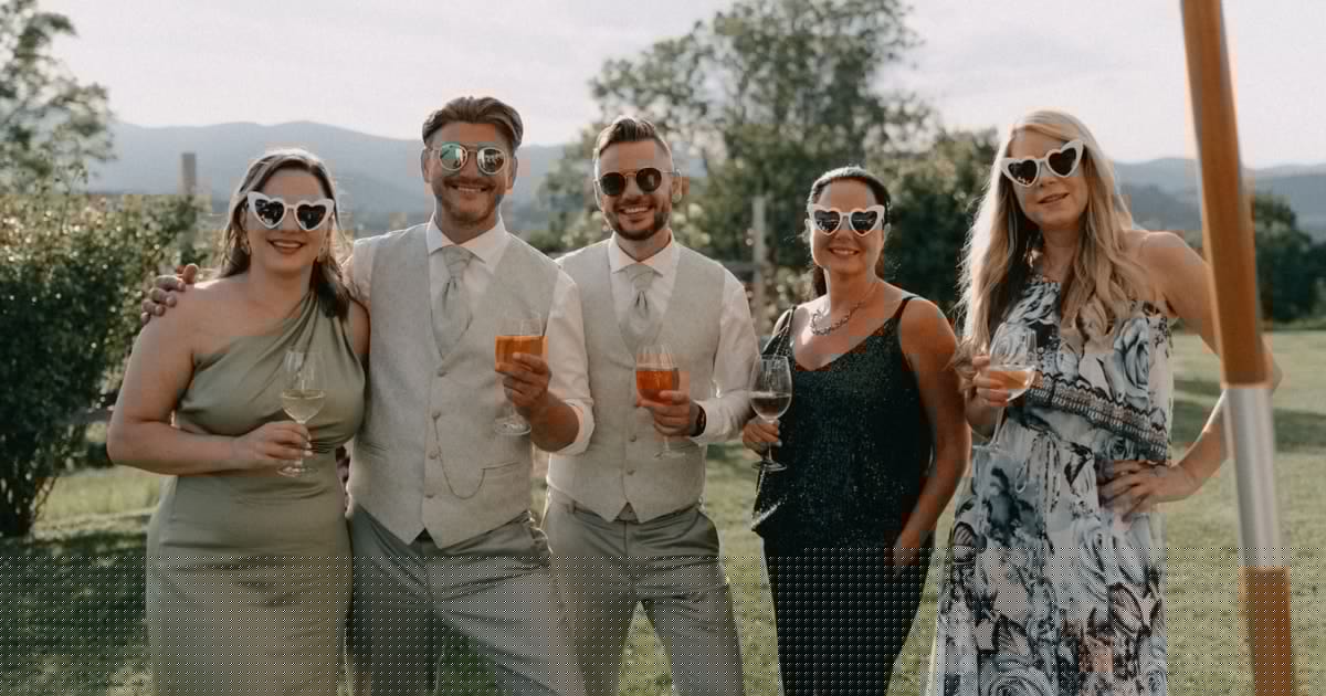 Das Stück des Lebens - Herzliche Hochzeit: Liebe, Lachen und Applaus