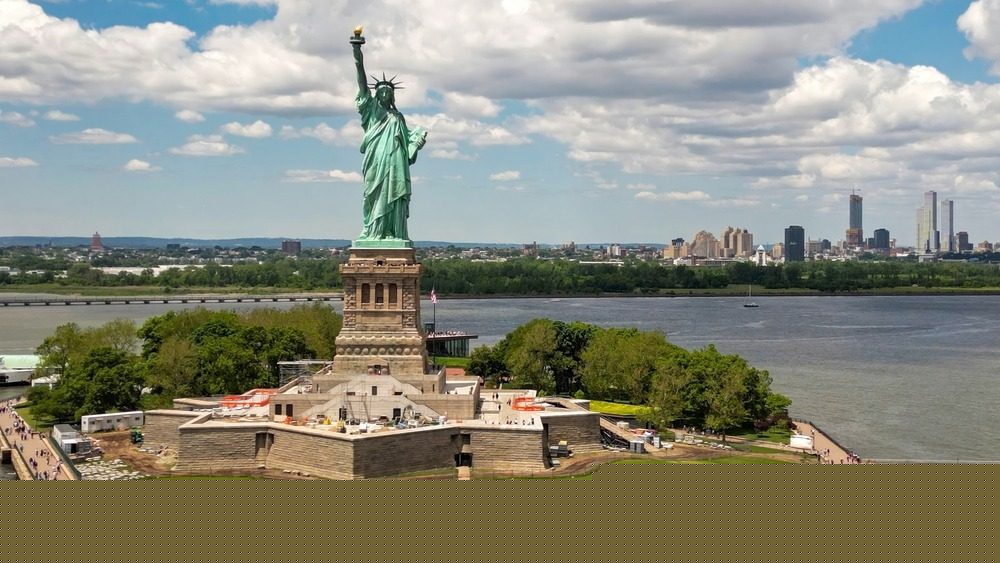 Captain arrested following boat capsize near Statue of Liberty that killed woman and baby