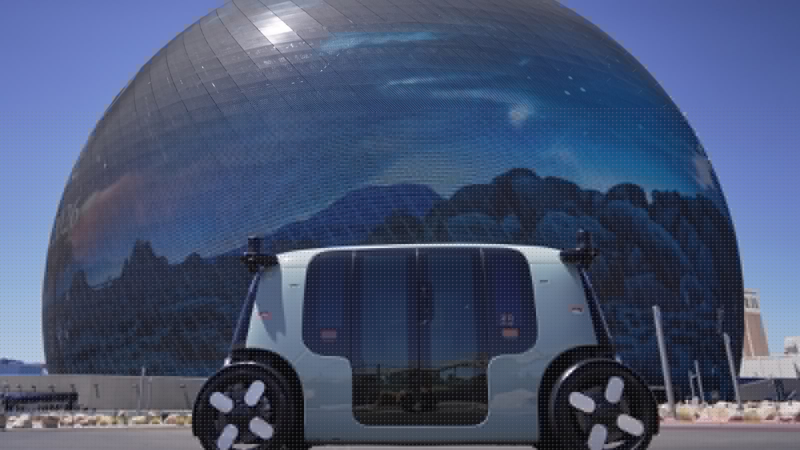 Some robotaxis approved to operate without steering wheels