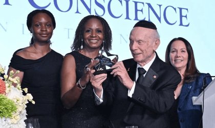 Elumelu receives 2025 Appeal of Conscience Award + Photos