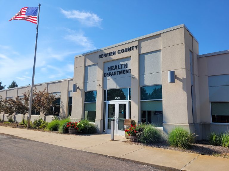 Healthdepartment taking applications from organizations seeking to combat opioid abuse