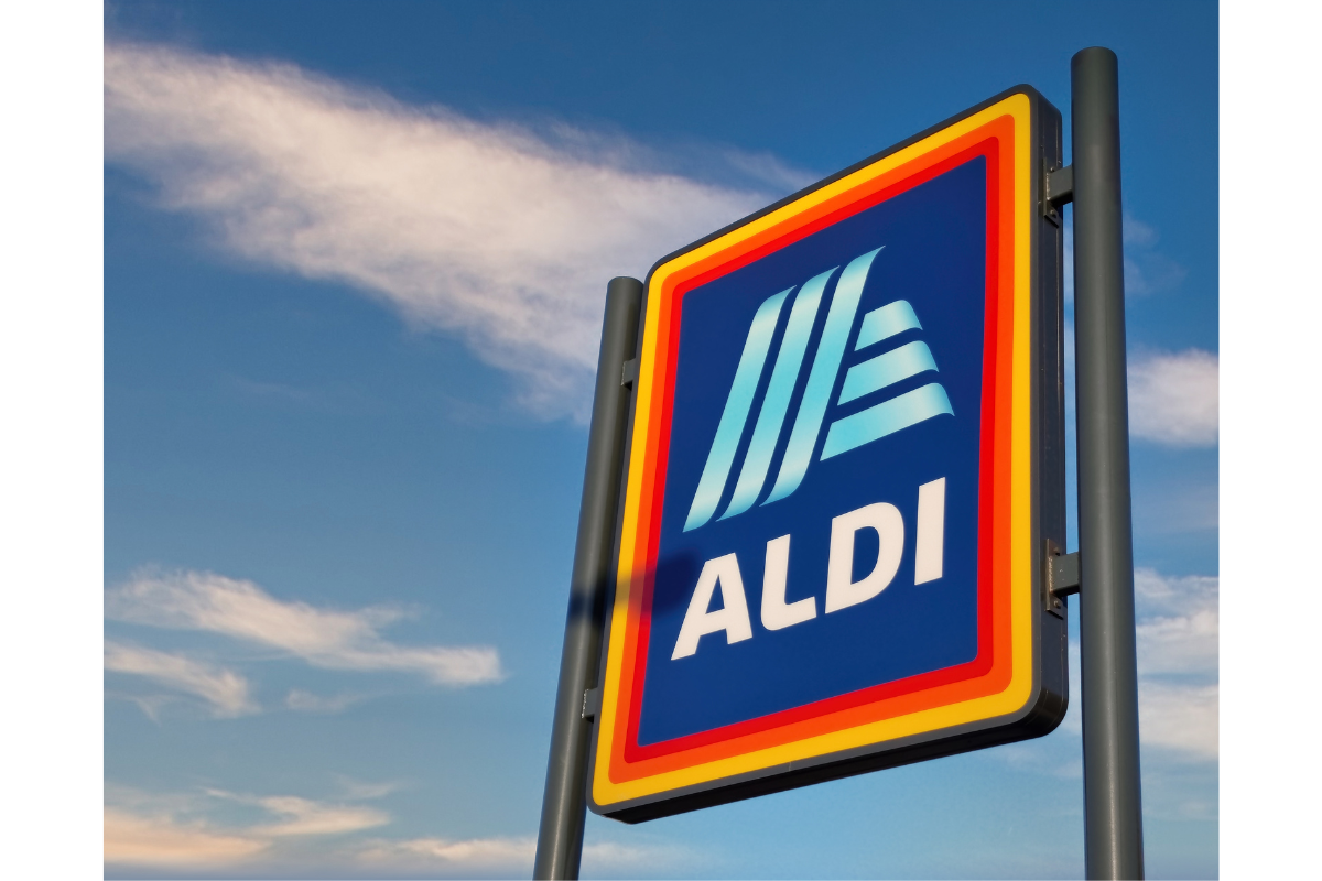Aldi's £35 wooden country kitchen is the playset of dreams – parents warned to grab it before it sells out