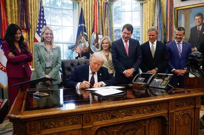 Trump deploys National Guard troops to Memphis for anti-crime task force