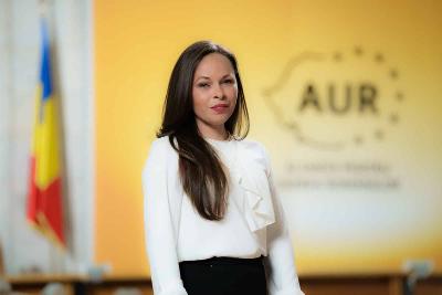 Cristina Dumitrescu: ‘Taberele ARC reprezintă un pod între tinerii din comunitățile românești de pretutindeni și țara mamă, România’