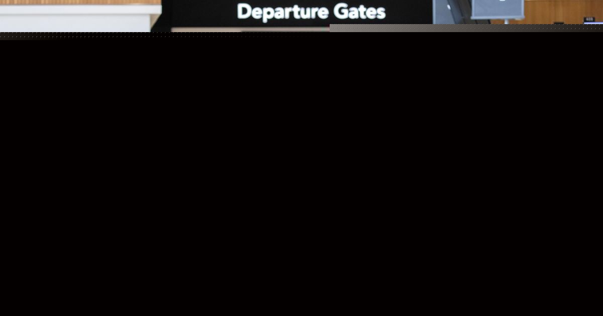 Airline cancels all Dublin flights as it shuts down immediately