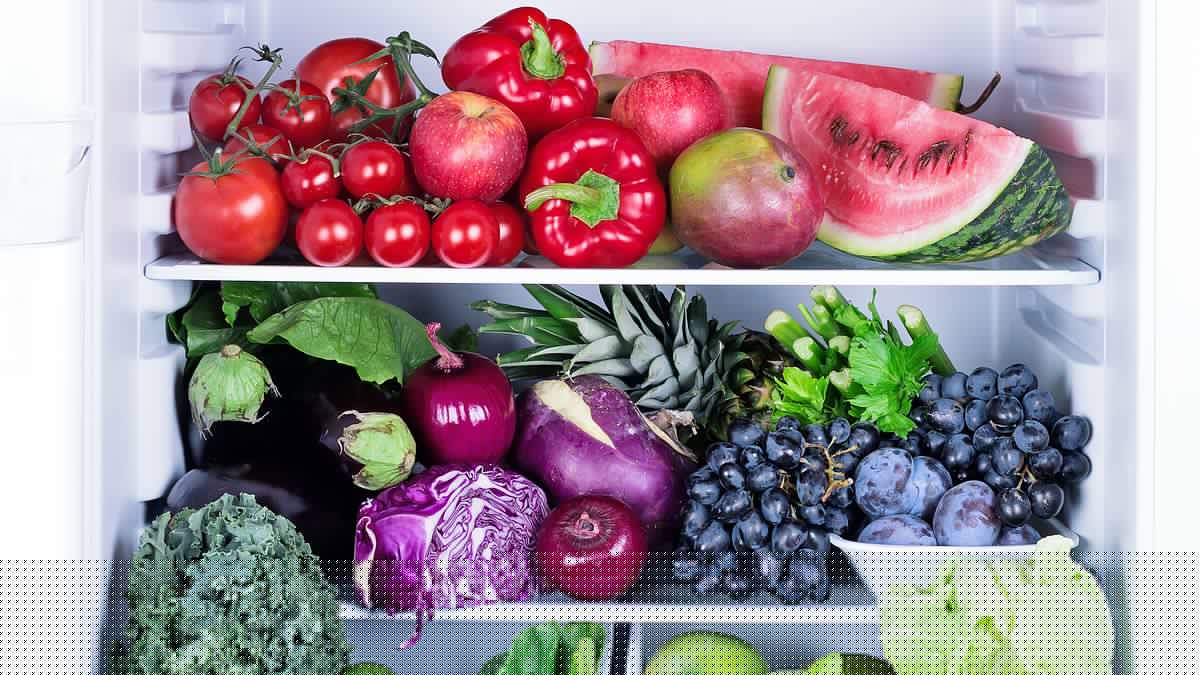 Forget THAT other 'guide' - THIS is the definitive list of what to put in the fridge, which food tastes infinitely better left out on the sideboard... and the 'natural enemy' items to NEVER store next to each other