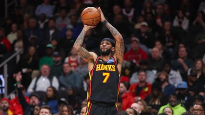 Takeaways and Player Grades: Shorthanded Hawks Have a Rough Loss at Home to Houston