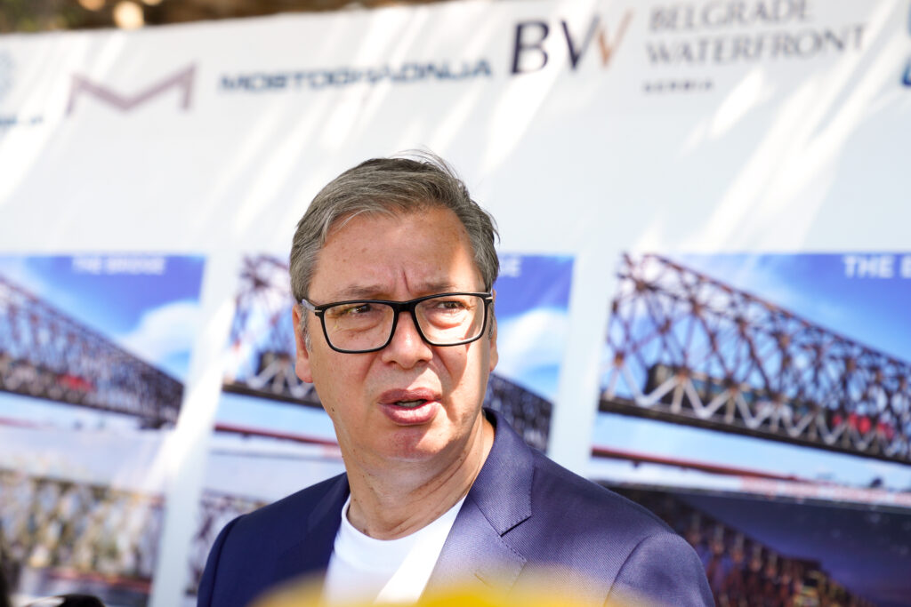 Vučić: Do sada oko 15.000 prijava na platformi “Ko si, bre, ti?”