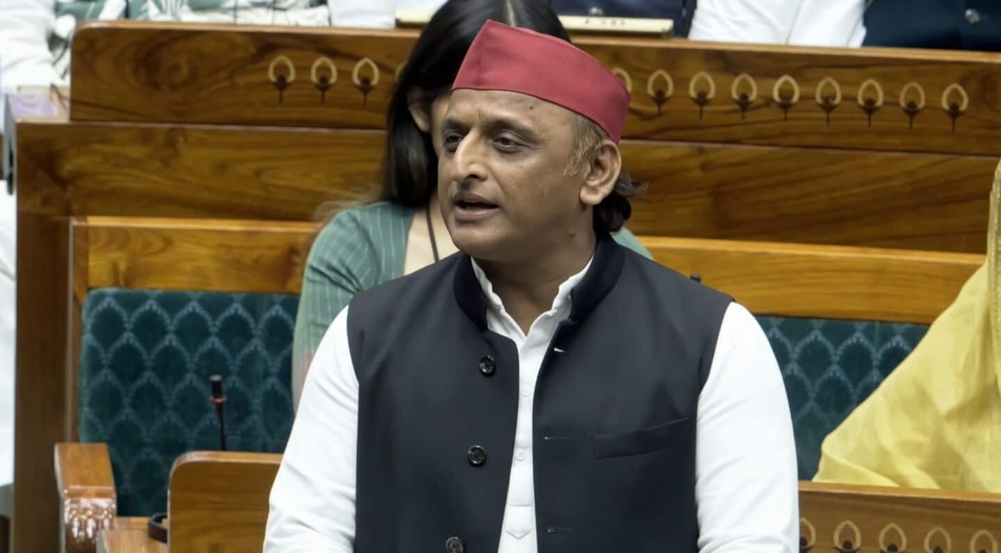 'Saved Pradhan Mantri by removing Pradhan': Akhilesh Yadav targets Centre