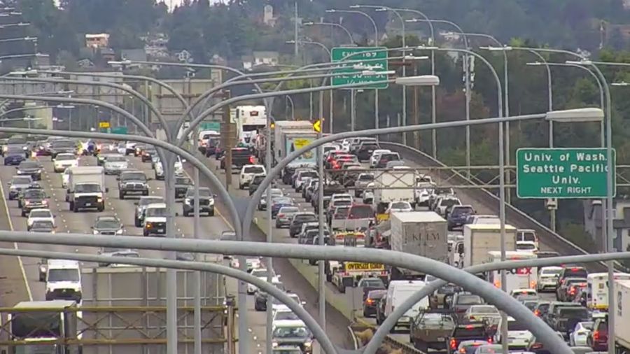 ‘WSDOT’s head is stuck in the sand’: Jake and Spike grill agency over not switching I-5 express lanes
