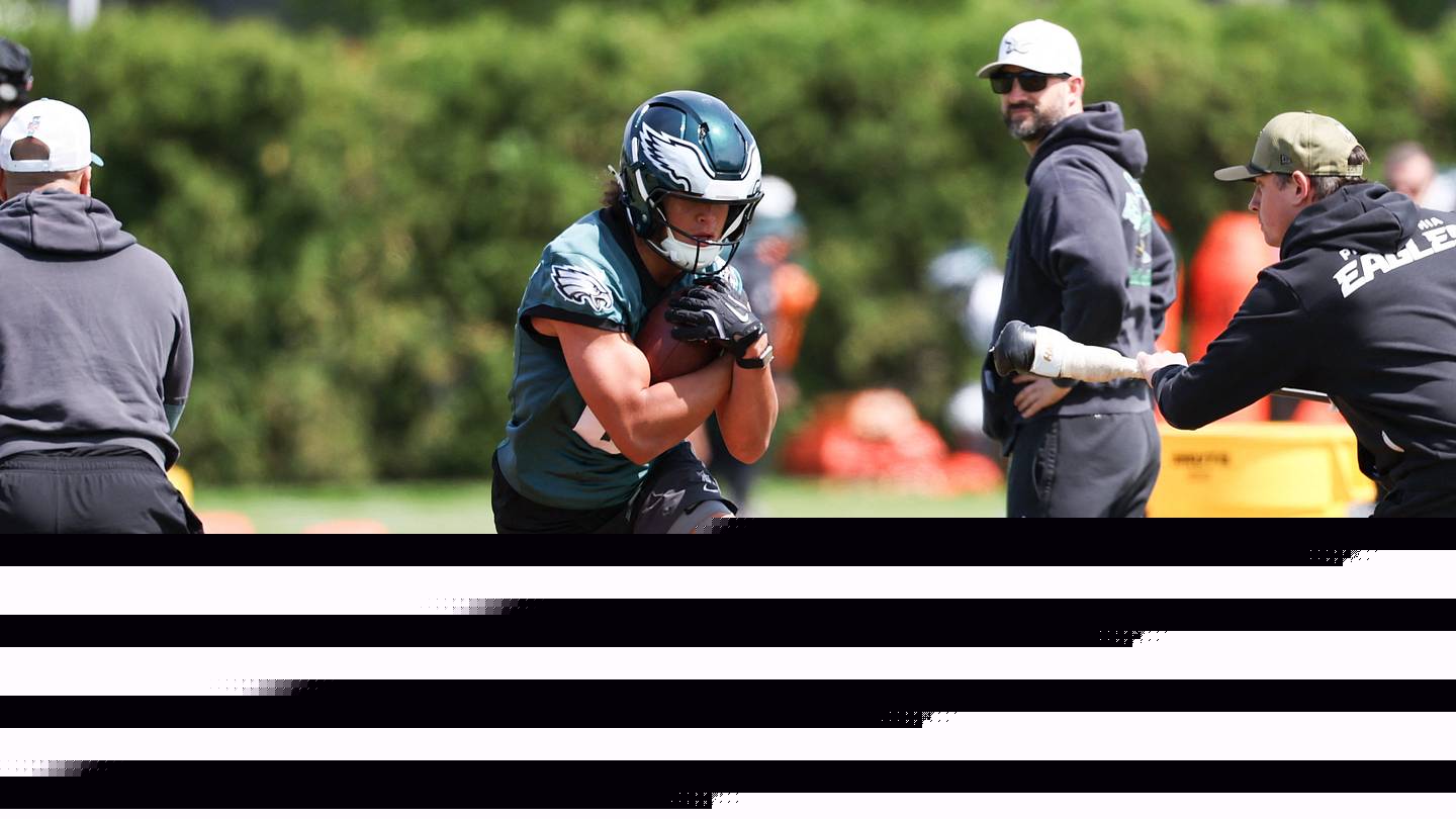 Overreactions From Day 10 of Eagles Training Camp: Eli Stowers Set For TE2 Role?