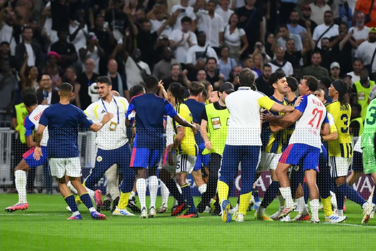 UEFA'dan Lyon-Fenerbahçe maçı sonrası olay karar