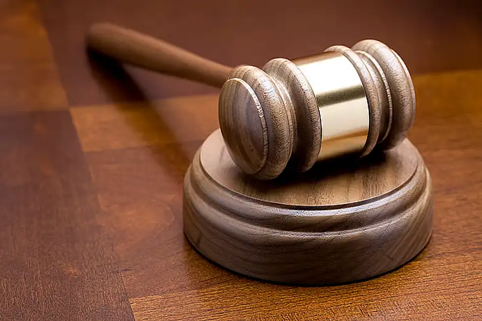 Kuwait court revokes mother’s custody after she uses kids to make social media ads