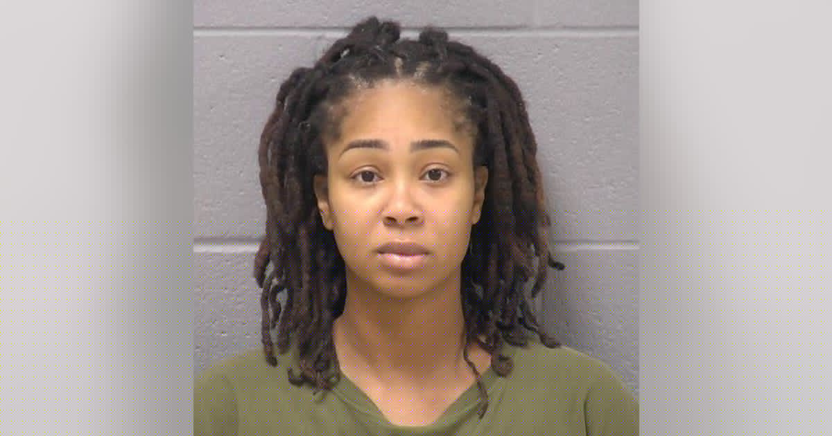 Illinois woman charged with shooting husband inside home
