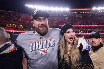 Tony Romo Knew Exactly What He Was Doing When He Accidentally on Purpose Referred to Taylor Swift as Travis Kelce’s ‘Wife’
