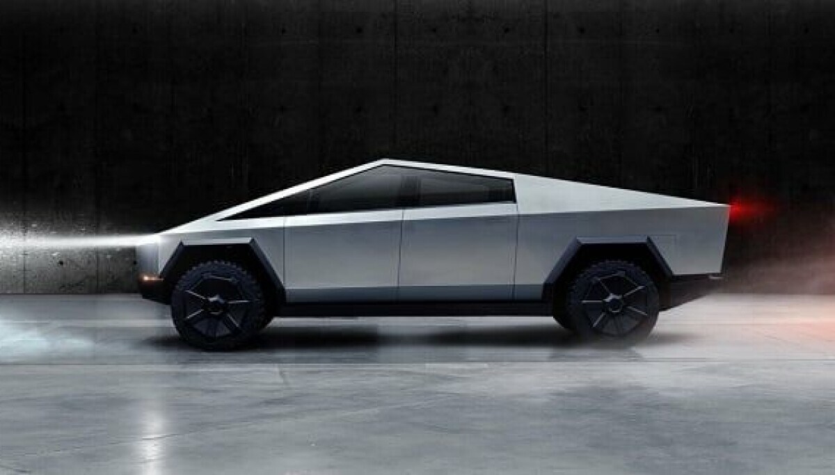 The Right Stuff burdened with the Wrong Wheels - specifically Tesla Cybertrucks [Fail]