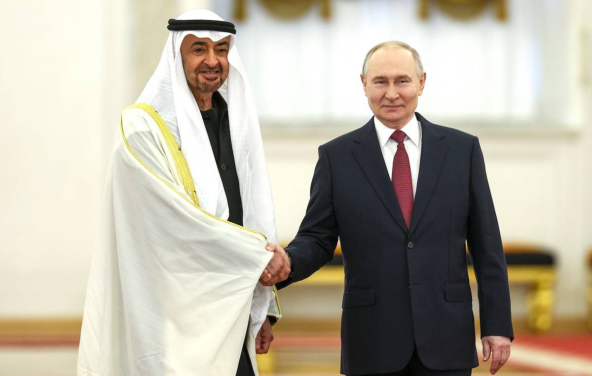 Putin says he appreciates UAE’s contribution to exchanges between Russia, Ukraine