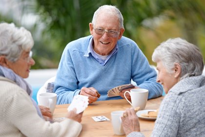CDC reports life expectancy hits record high in 2024