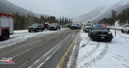 Santa Clarita Flyers Youth Hockey Team Involved In Fatal Colorado Crash
