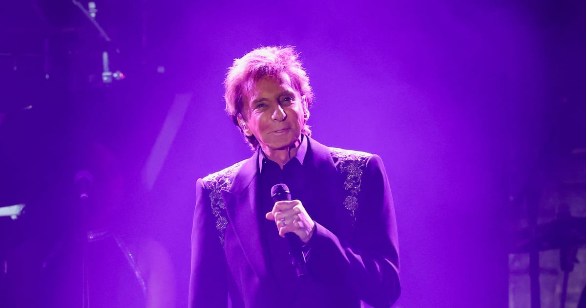 Music Icon, 83, Abruptly Cancels Concert Minutes Before Show