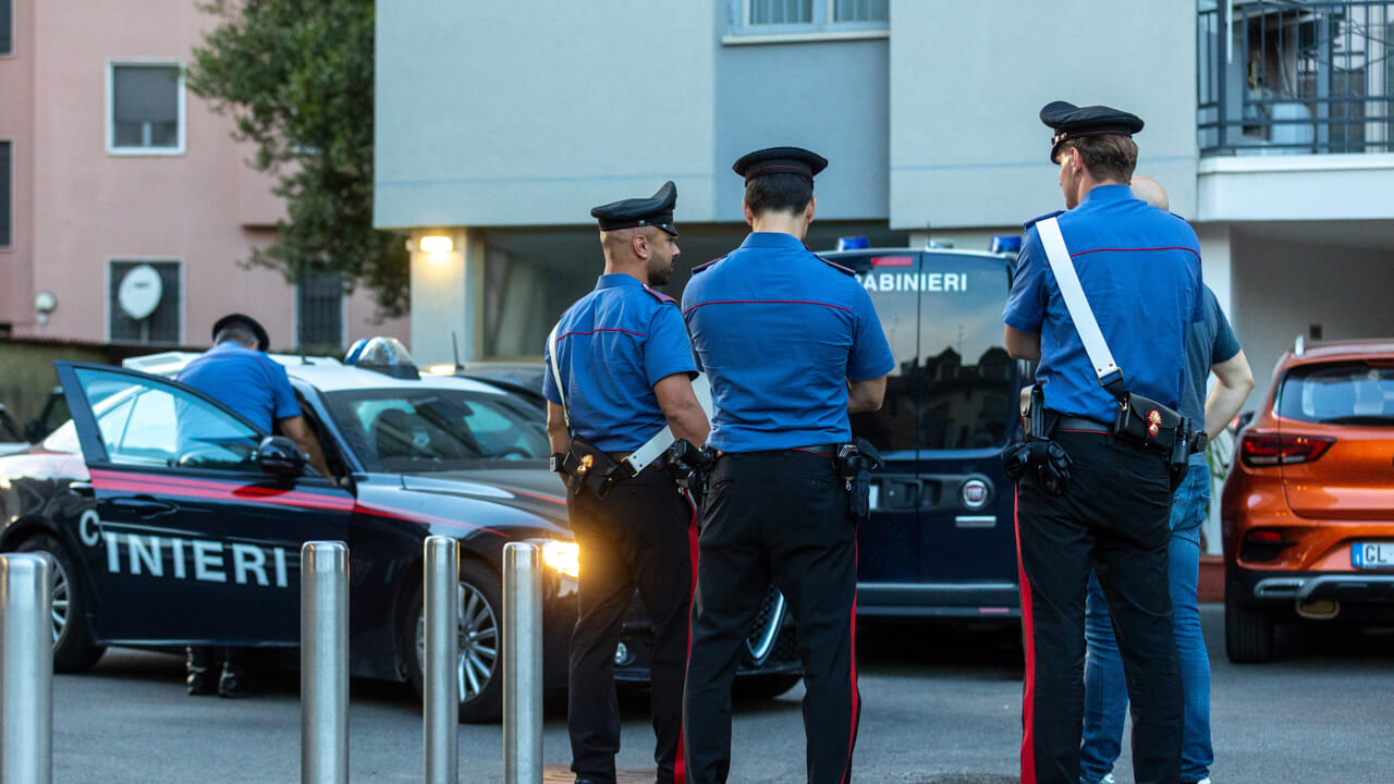 Sequestrano un ragazzo e chiedono droga come riscatto: quattro minorenni al Beccaria