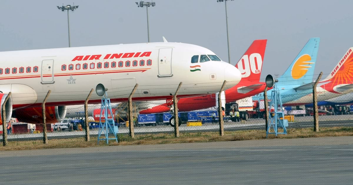 Pilot Tests Positive for Marijuana After 300ft Plunge Injures 24 Passengers