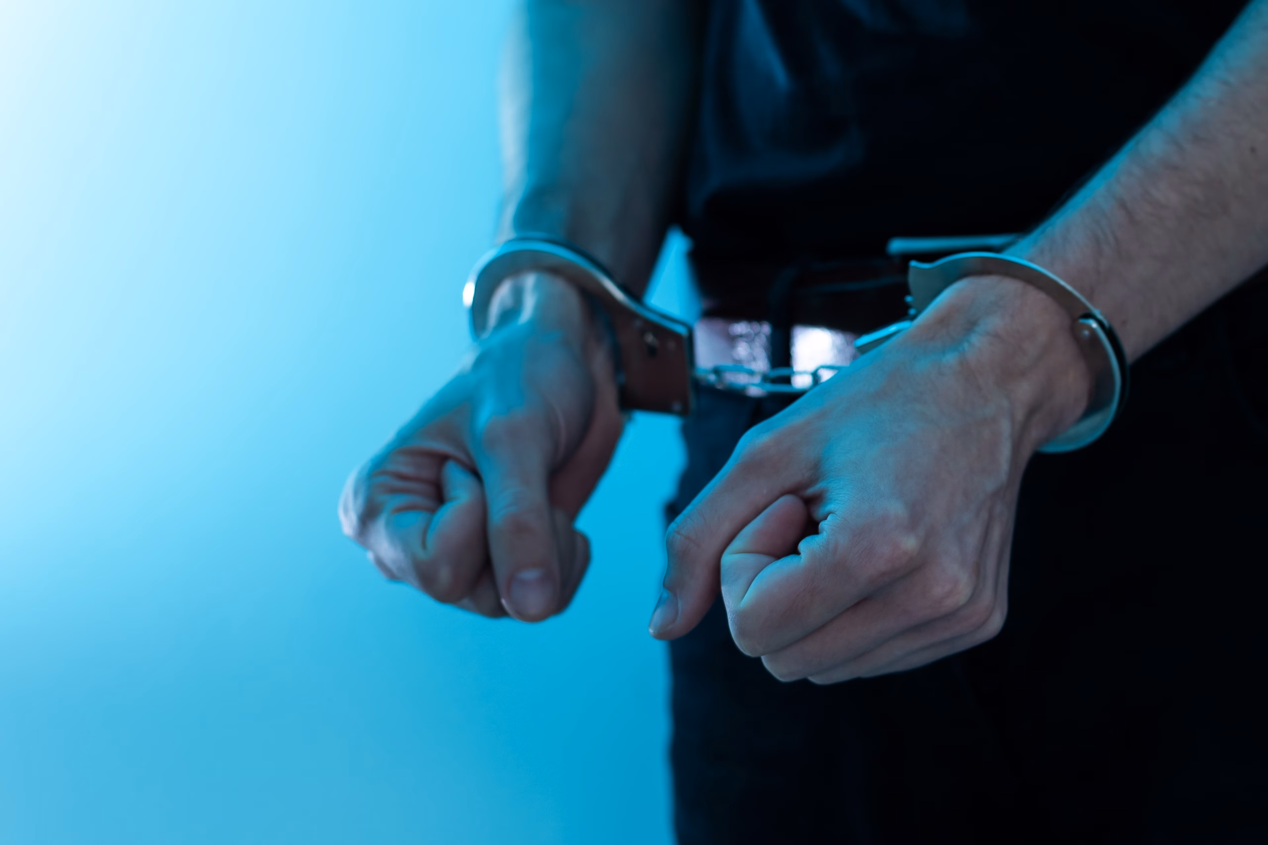 Exoficial de la cárcel de Shelby County es sentenciada a prisión federal por introducir drogas y contrabando a un centro de detención