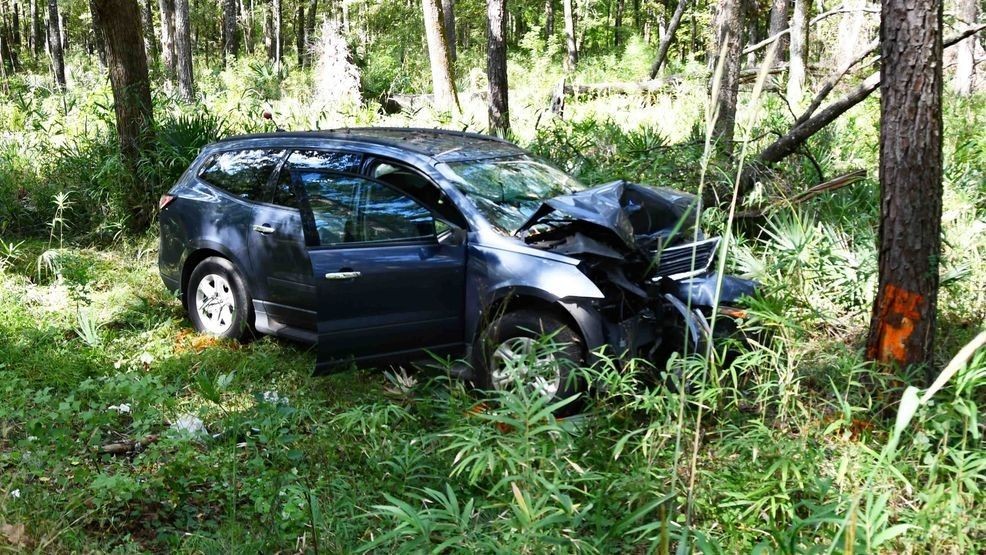 High-speed crash on remote SC road leaves driver unresponsive; investigation underway