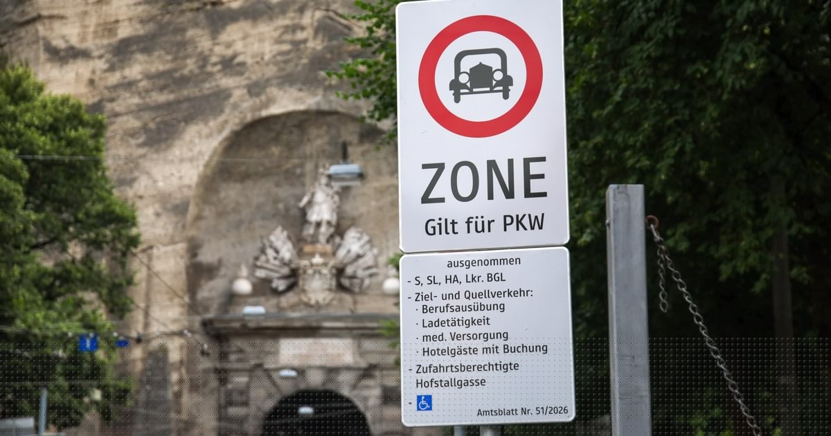 Salzburg-Stadt steht - Abgeleitete Touristen sorgen für ordentlich Stau