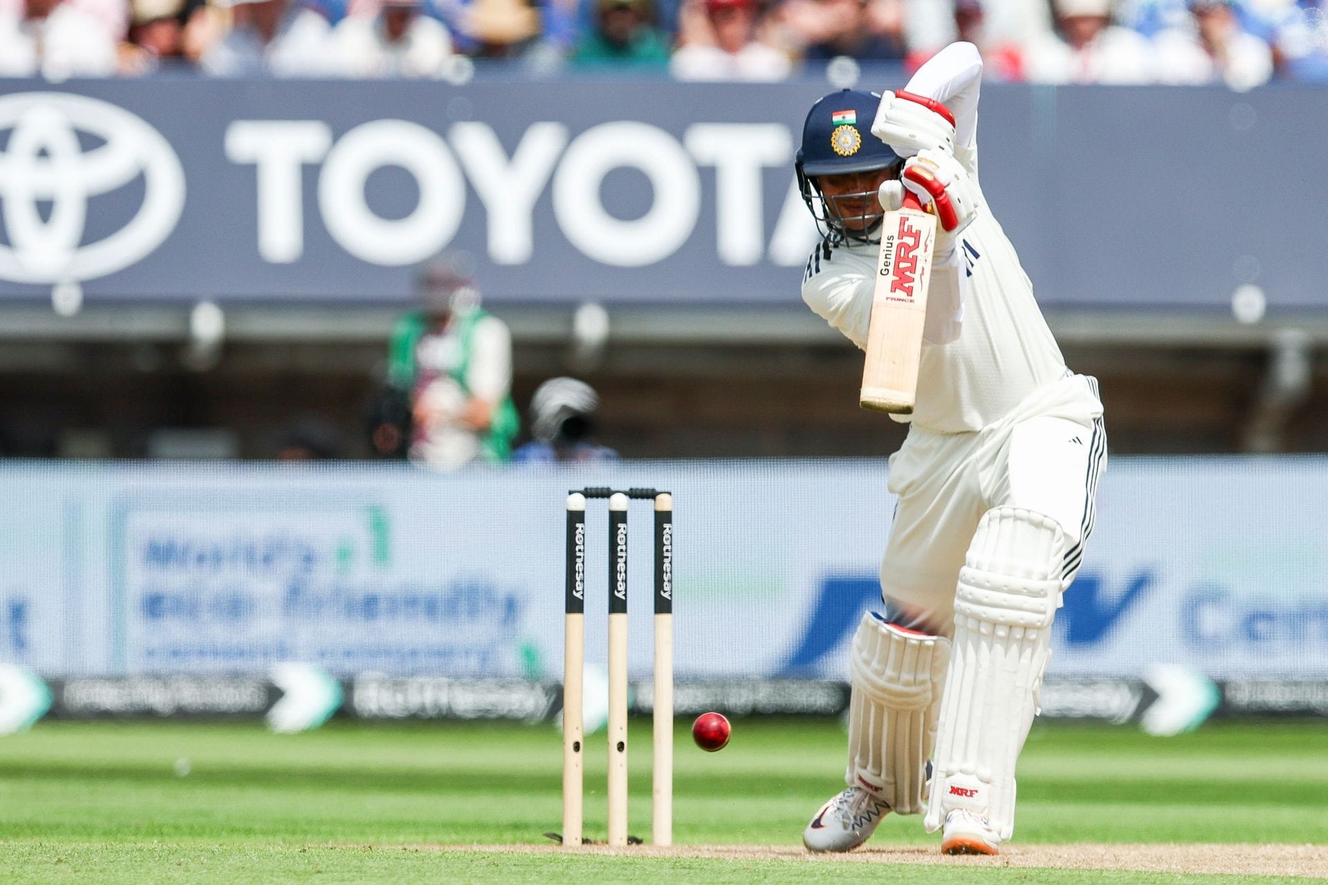 Shubman Gill unleashes trademark drives amid injury scare on Day 3 of SLC XI vs IND 2026 warm-up game [Watch]