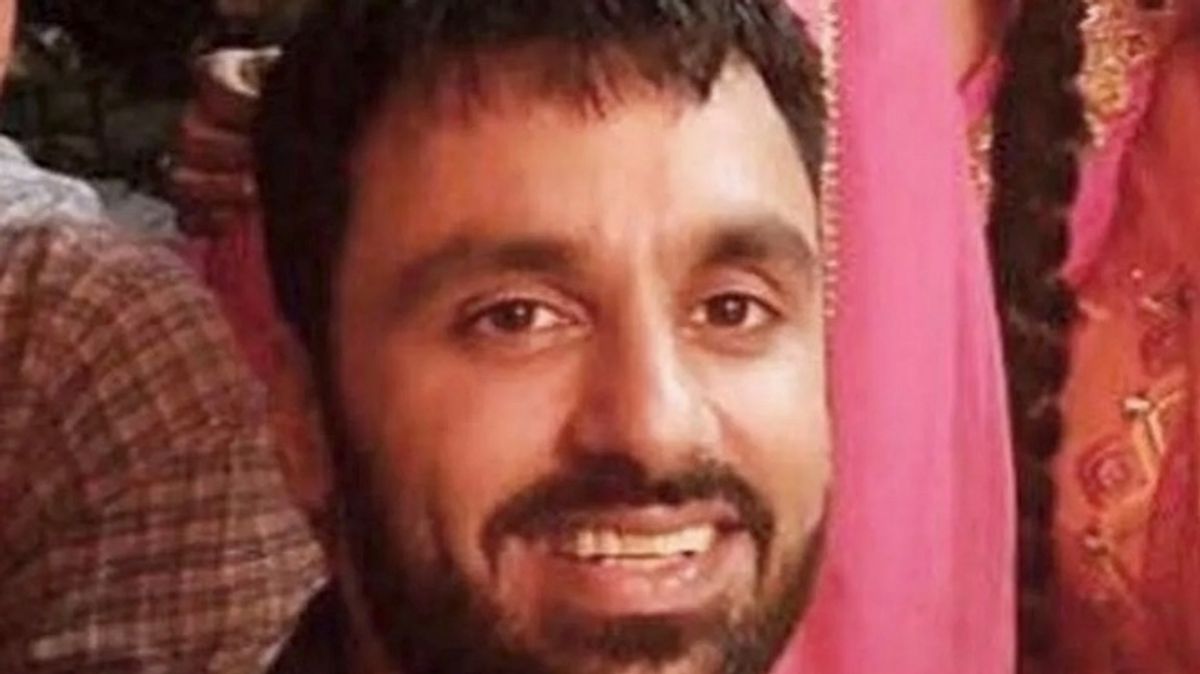 New Foreign Secretary pressured for action on Dumbarton man detained in India