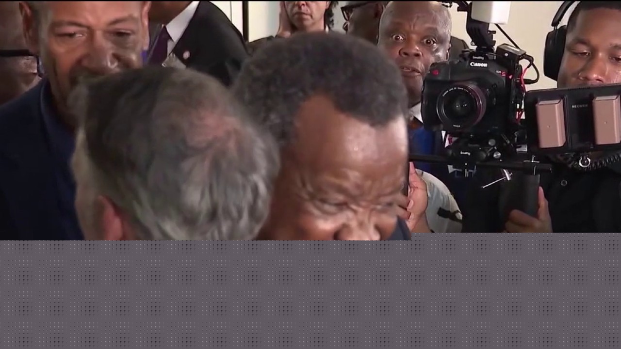 Chicago businessman again running for mayor