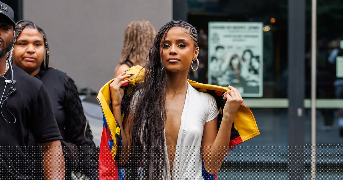 Vettese Makes Bodysuits (& Sex Appeal) Feel Fresh Again