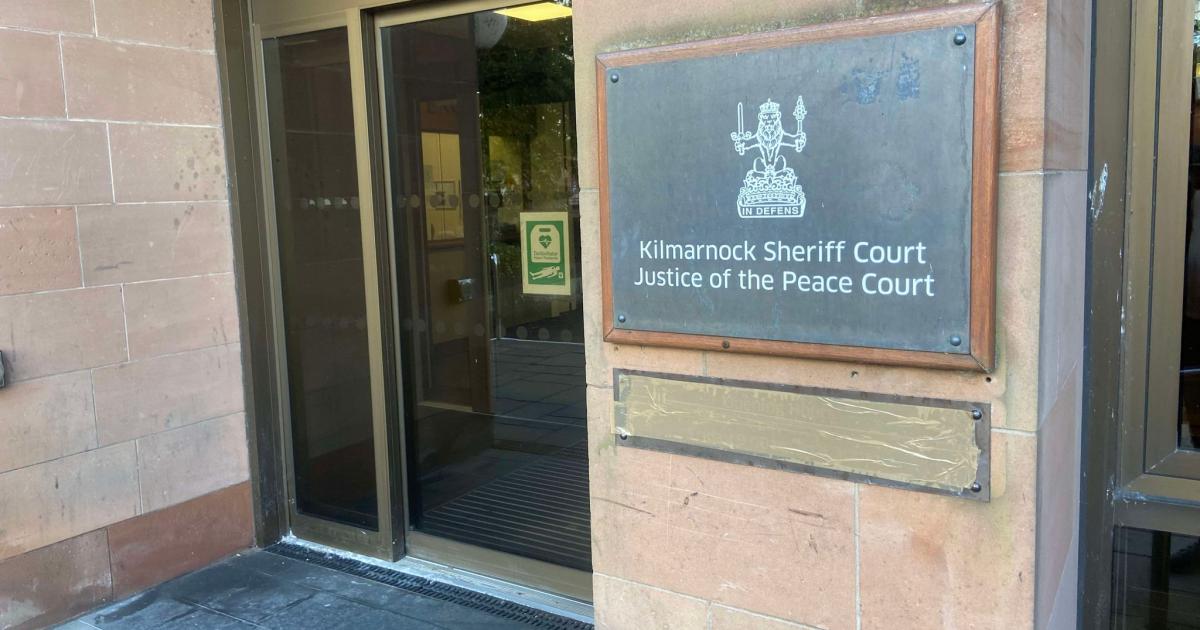 'Sofa surfing' Irvine man who kicked off at hospital given chance at 'stability'