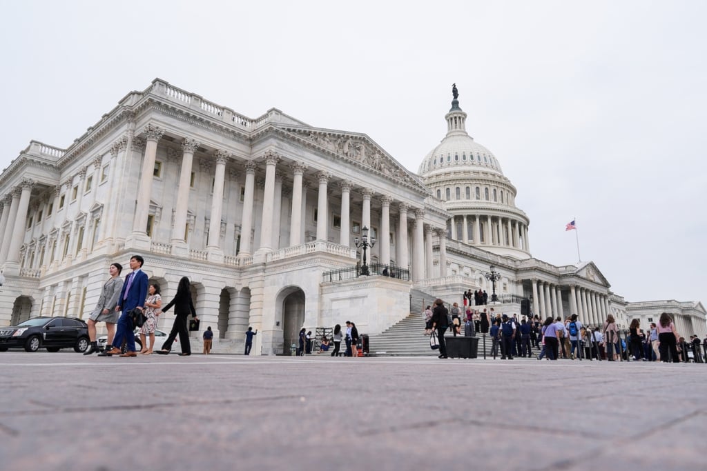 US Government Faces Shutdown Due to Budget Impasse on Healthcare