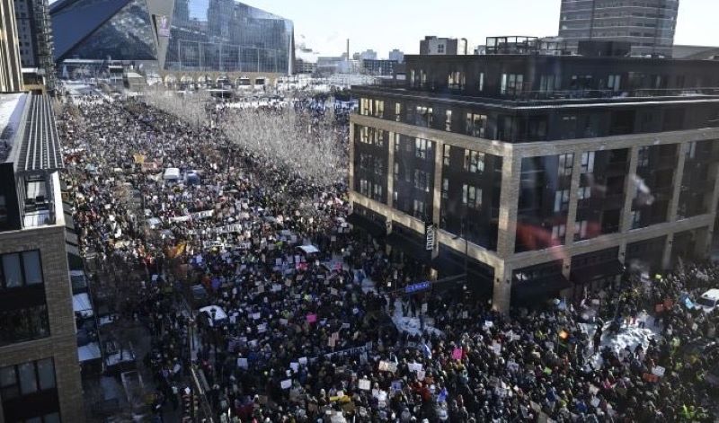 America: Federal Agents on Leave After Controversial Minneapolis Shooting