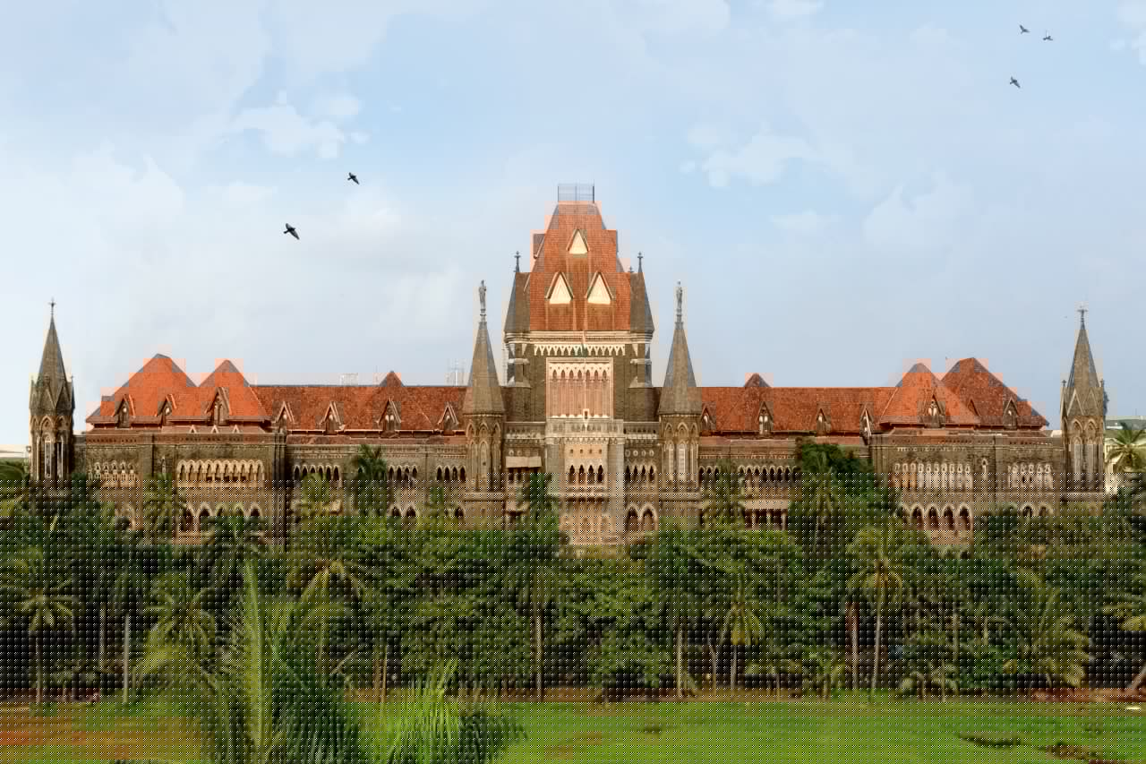 Bombay HC Bench Recuses from Hearing Pleas Against Maratha Quota