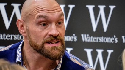 2026: Tyson Fury to face Makhmudov in April comeback fight