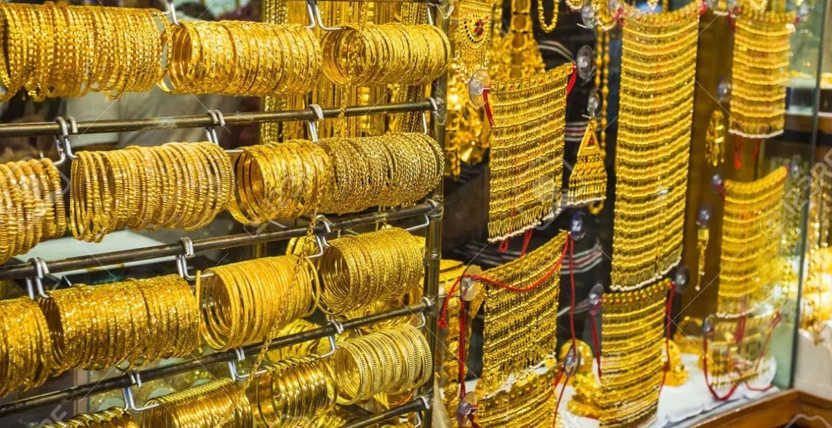 Gold prices reach new peak of Rs572,862 per tola in Pakistan