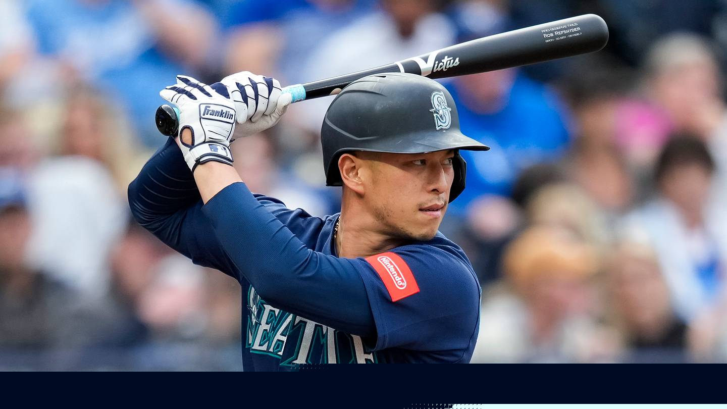 Mariners Deliver a Masterclass in Going Nowhere by Replacing Buddy Kennedy With Rob Refsnyder