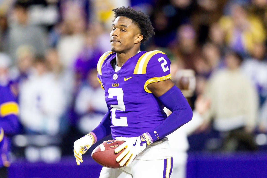 NCAAF News: Attorney: Late LSU WR Kyren Lacy didn’t cause fatal accident
