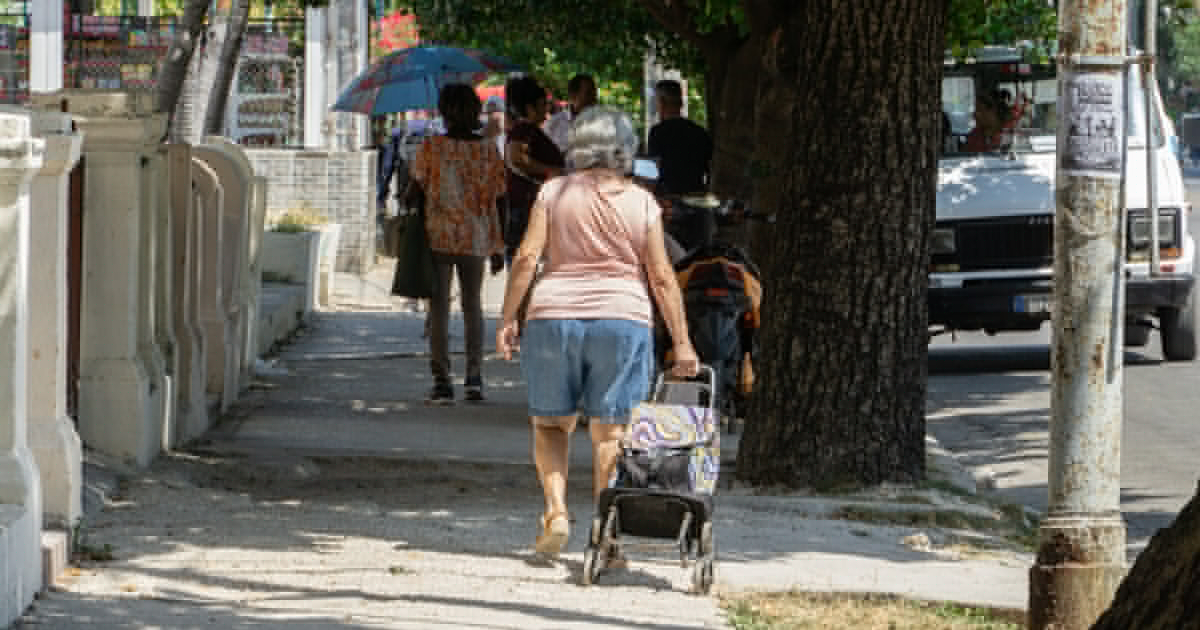 Crisis in Cuba Takes Toll on Mental Health: The Exhaustion of Daily 'Solutions'