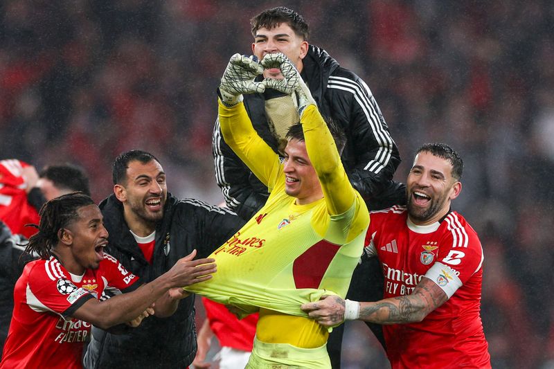 PLAYOFF SCRAMBLE: Arsenal top table as Champions League group phase delivers goal spree
