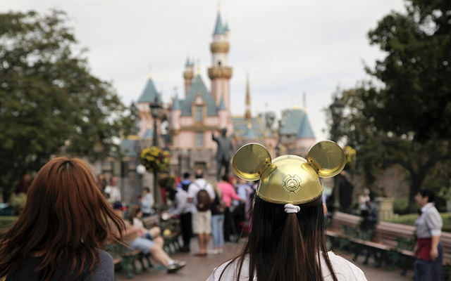 Comment on U.S. blocks U.K. Muslim family from boarding plane to Disneyland by propecia hair loss buy