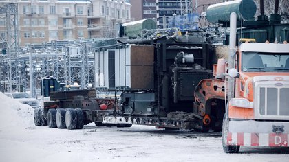 New transformer arrives at Hampstead substation to replace broken one