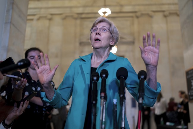 Elizabeth Warren Does a Rake Stomp While Complaining About 'Landlords Jacking Up the Rent'