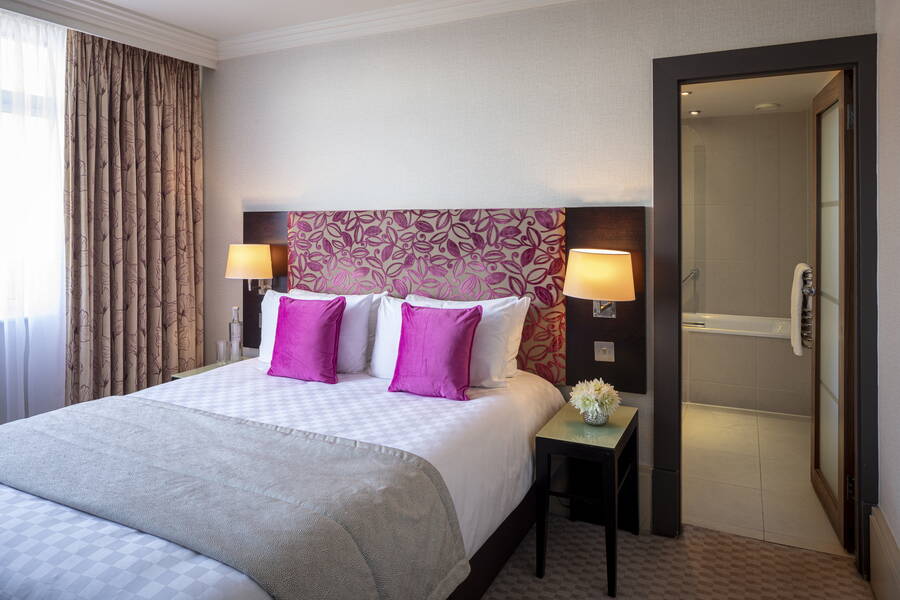 Bits: match Cathay status to Ascott Star Rewards, quadruple Accor points at Fairmont The Mere