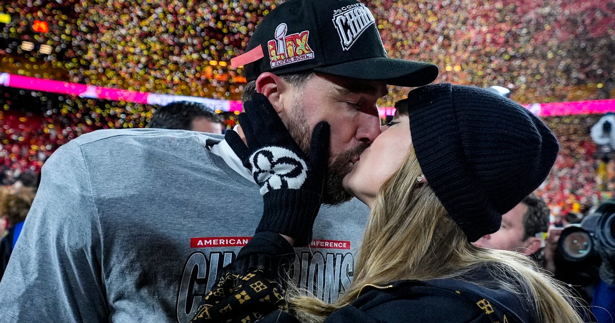 Taylor Swift's New Song Wood Causes A Stir Thanks To Sexual Travis Kelce Lyrics